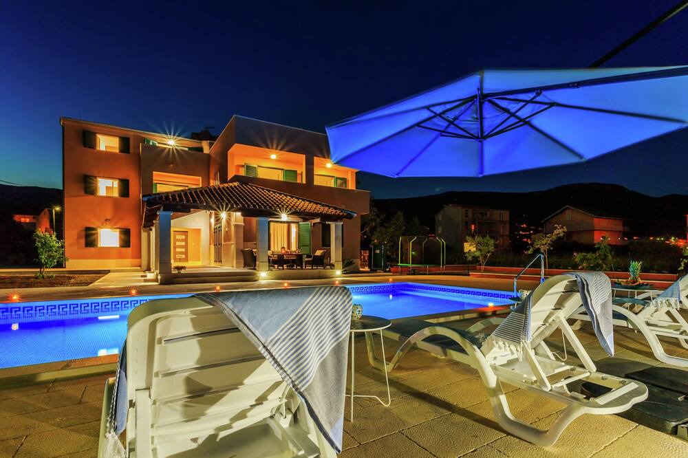 Photo of Outdoor in Rudine