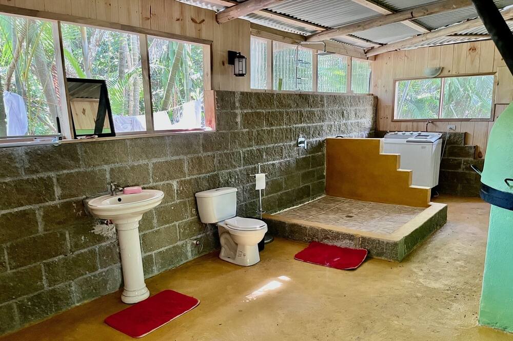 Photo of Bathroom in Cabuya