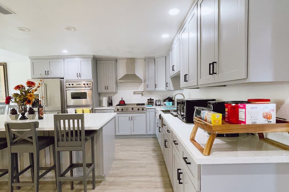 Photo of Kitchen in Southwest Anaheim
