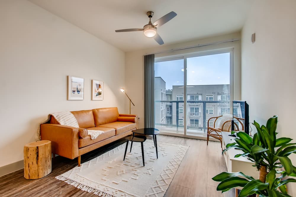 Photo of Livingroom in North Burnet