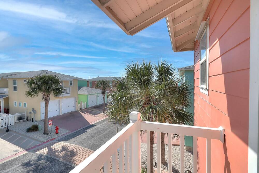 Photo of Patio Balcony in Port Aransas