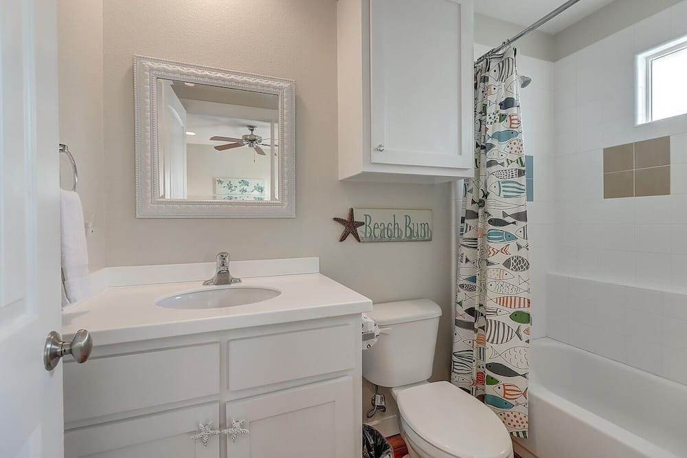 Photo of Bathroom in Port Aransas