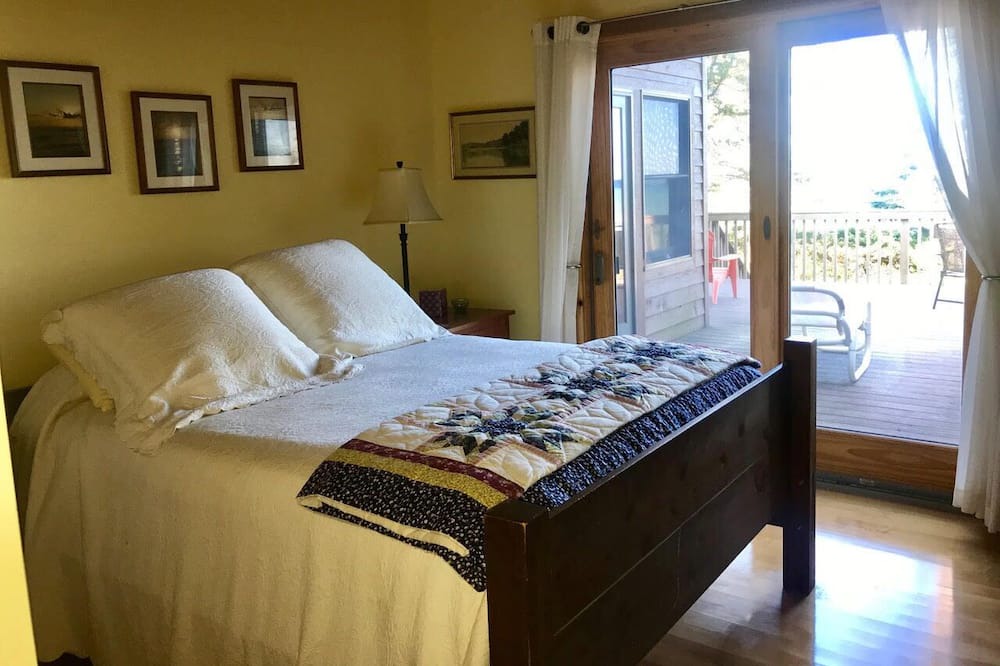 Photo of Bedroom in Beaver Island