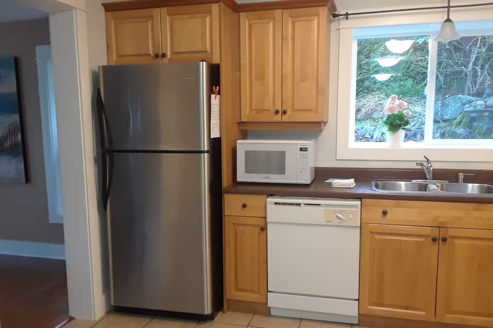 Photo of Kitchen in Maple Bay