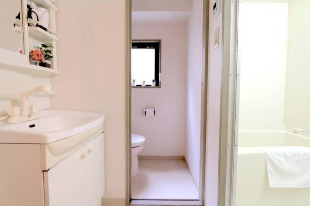 Photo of Bathroom in Minami