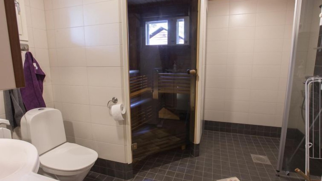 Photo of Bathroom in Yllas