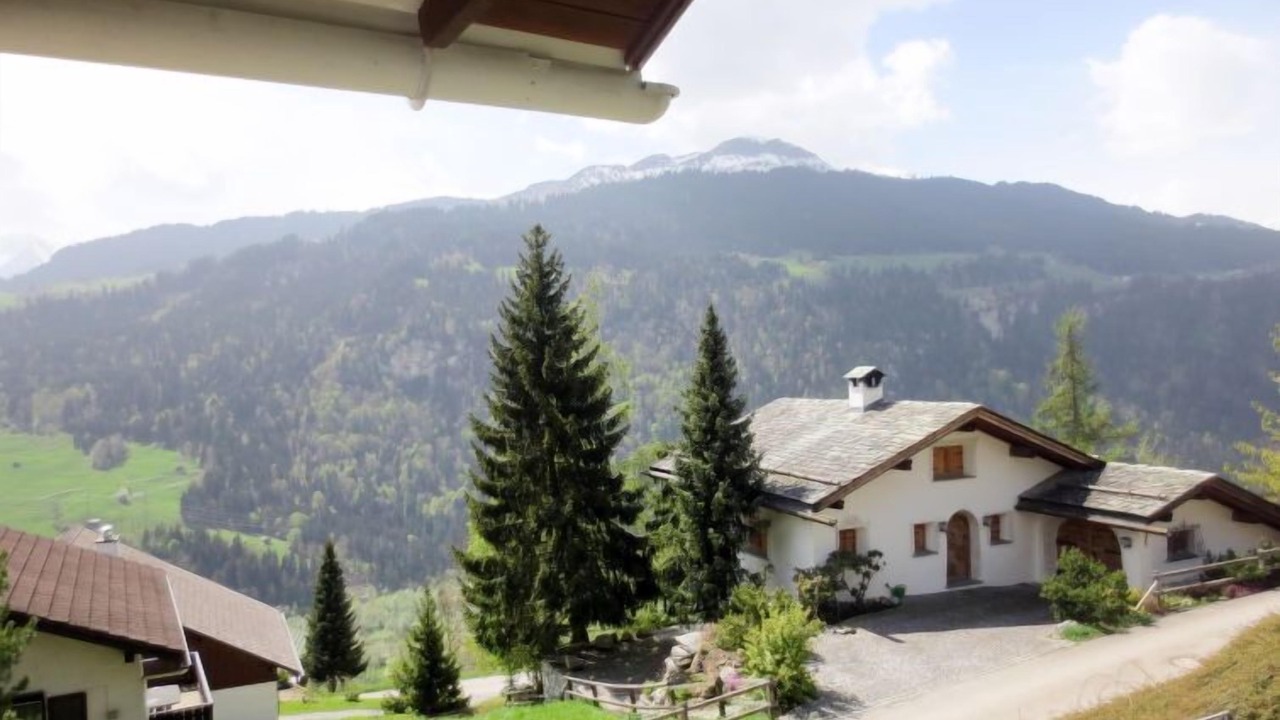 Photo of Outdoor in Ruschein