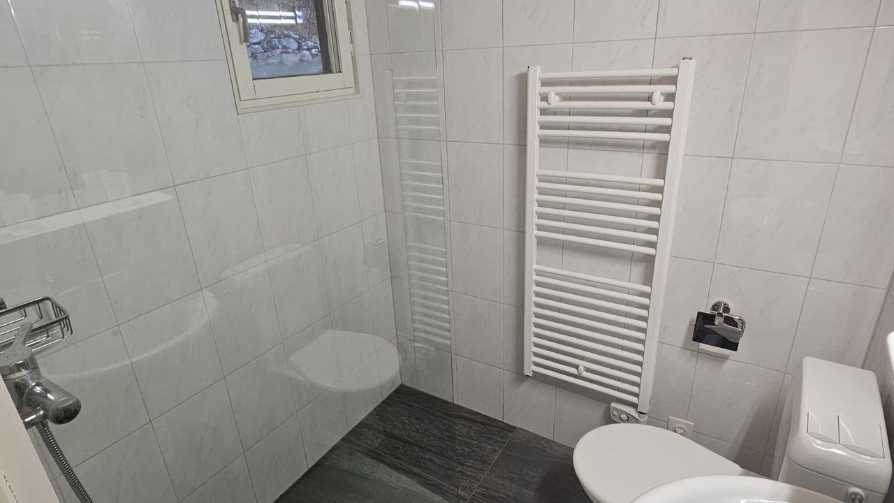 Photo of Bathroom in Ruschein