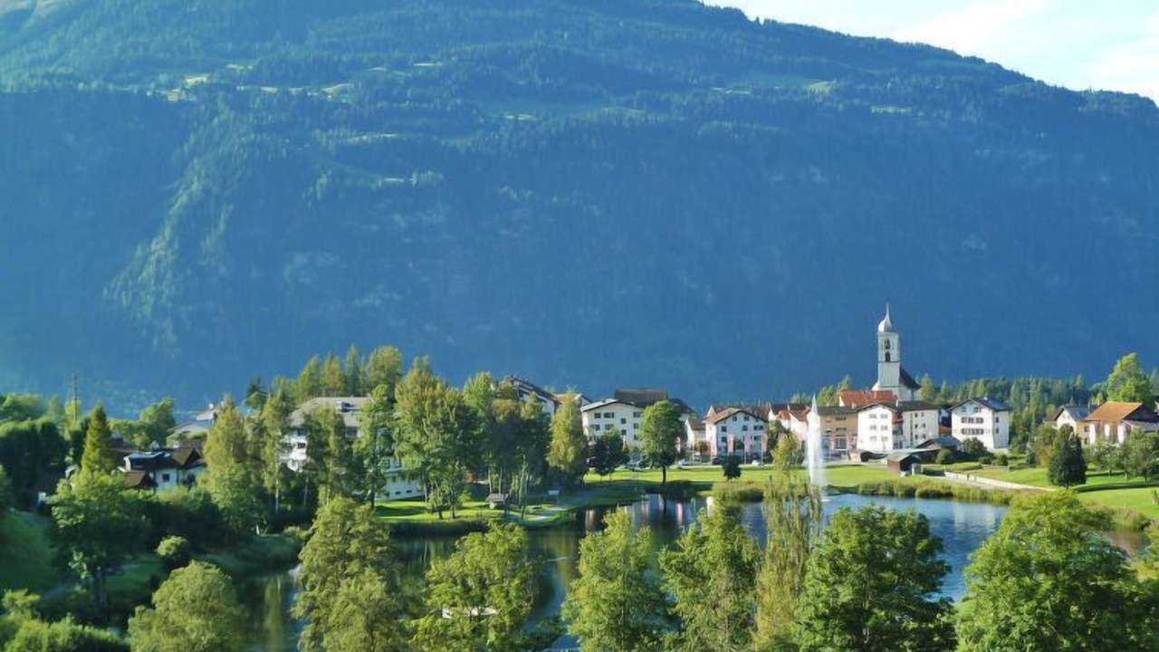 Photo of Others in Schluein