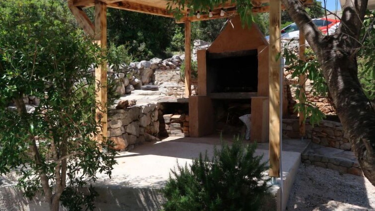 Photo of Outdoor in Cove Basina (Jelsa)