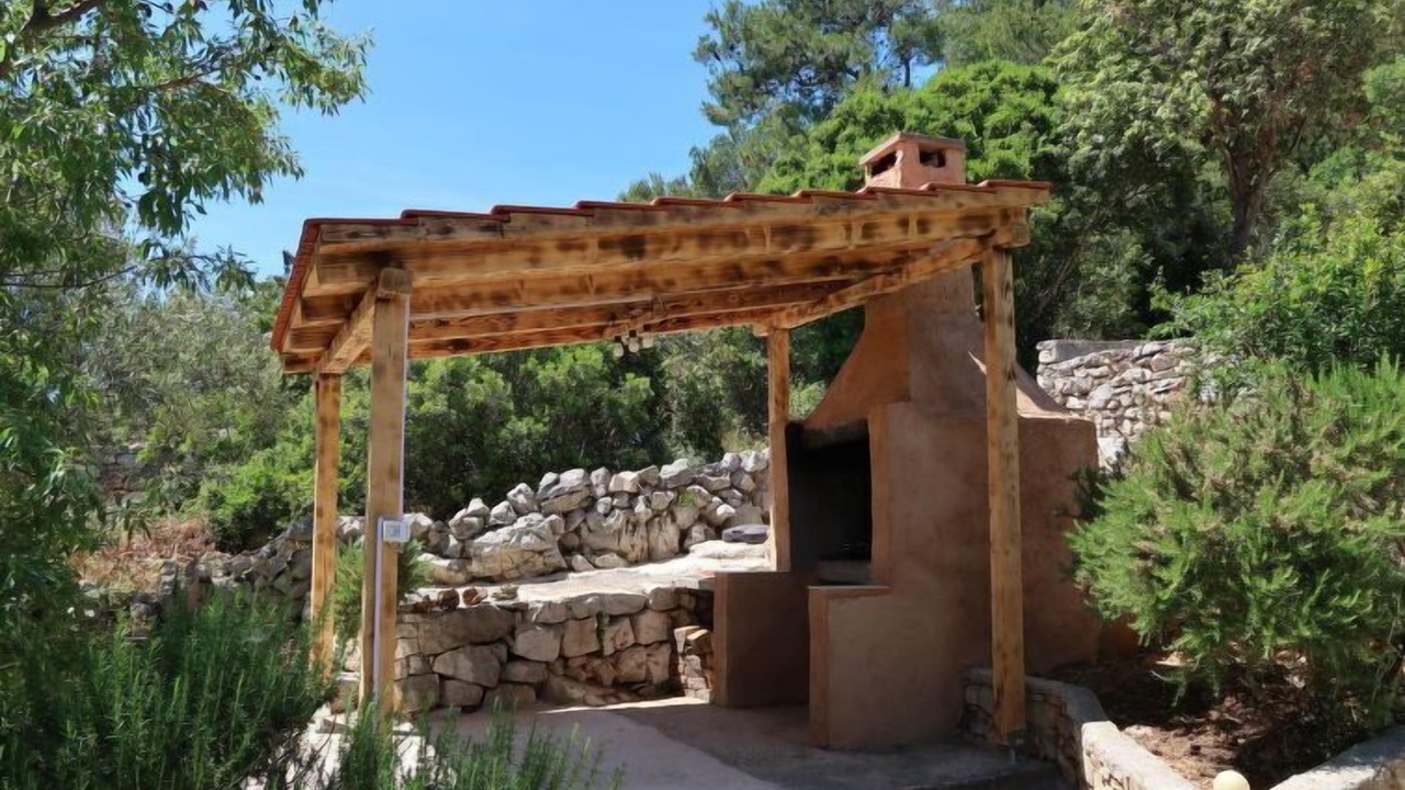 Photo of Outdoor in Cove Basina (Jelsa)