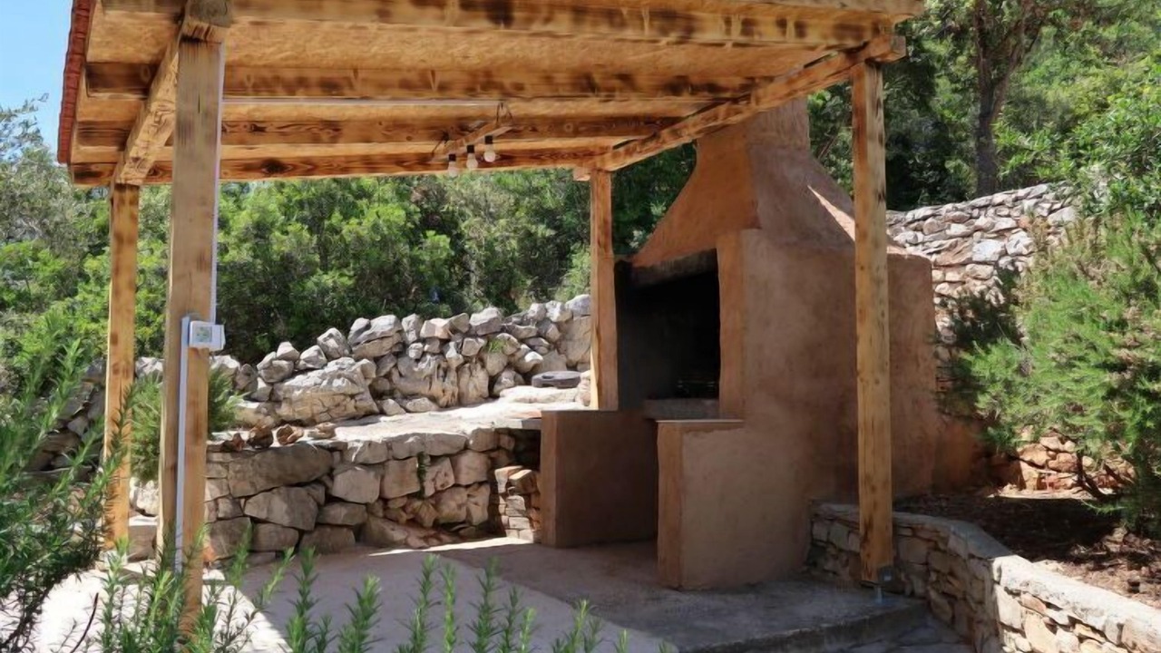 Photo of Outdoor in Cove Basina (Jelsa)