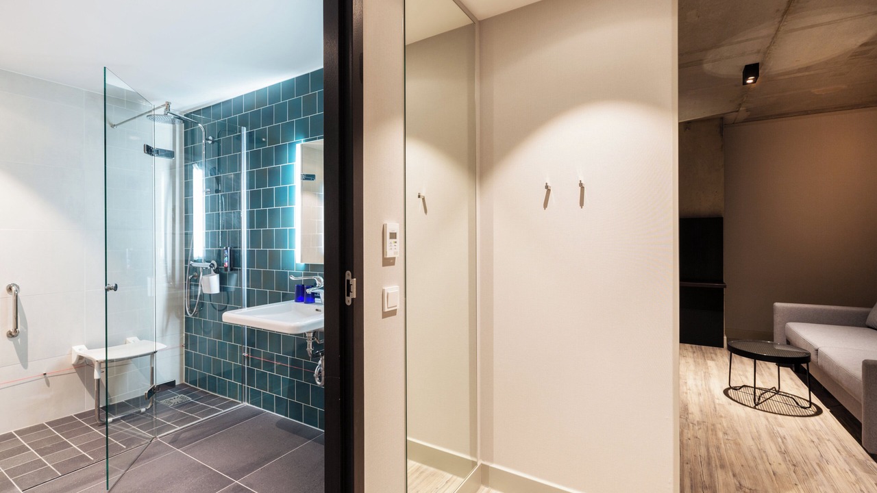 Photo of Bedroom in Eastern Docklands
