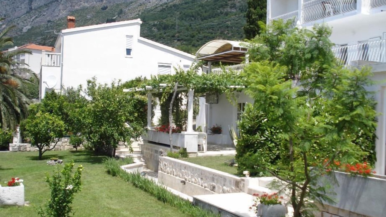 Photo of Outdoor in Brist
