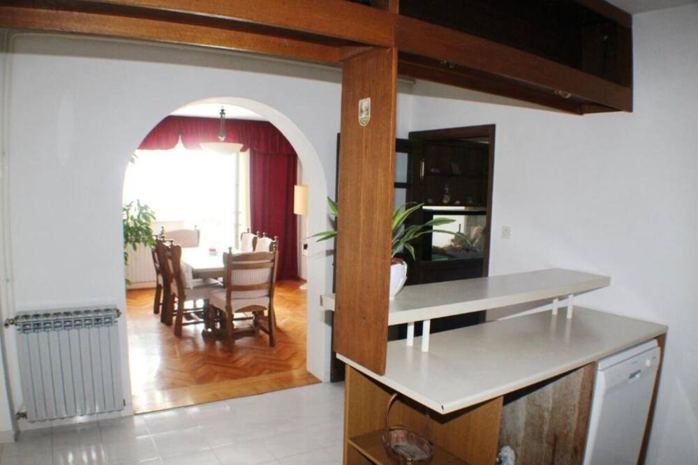 Photo of Bedroom in Brist