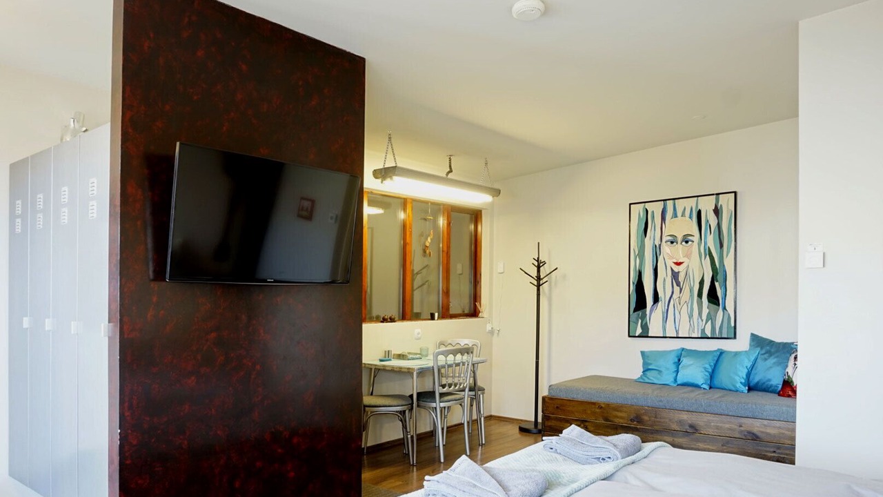 Photo of Bedroom in Innri-Njarthvik