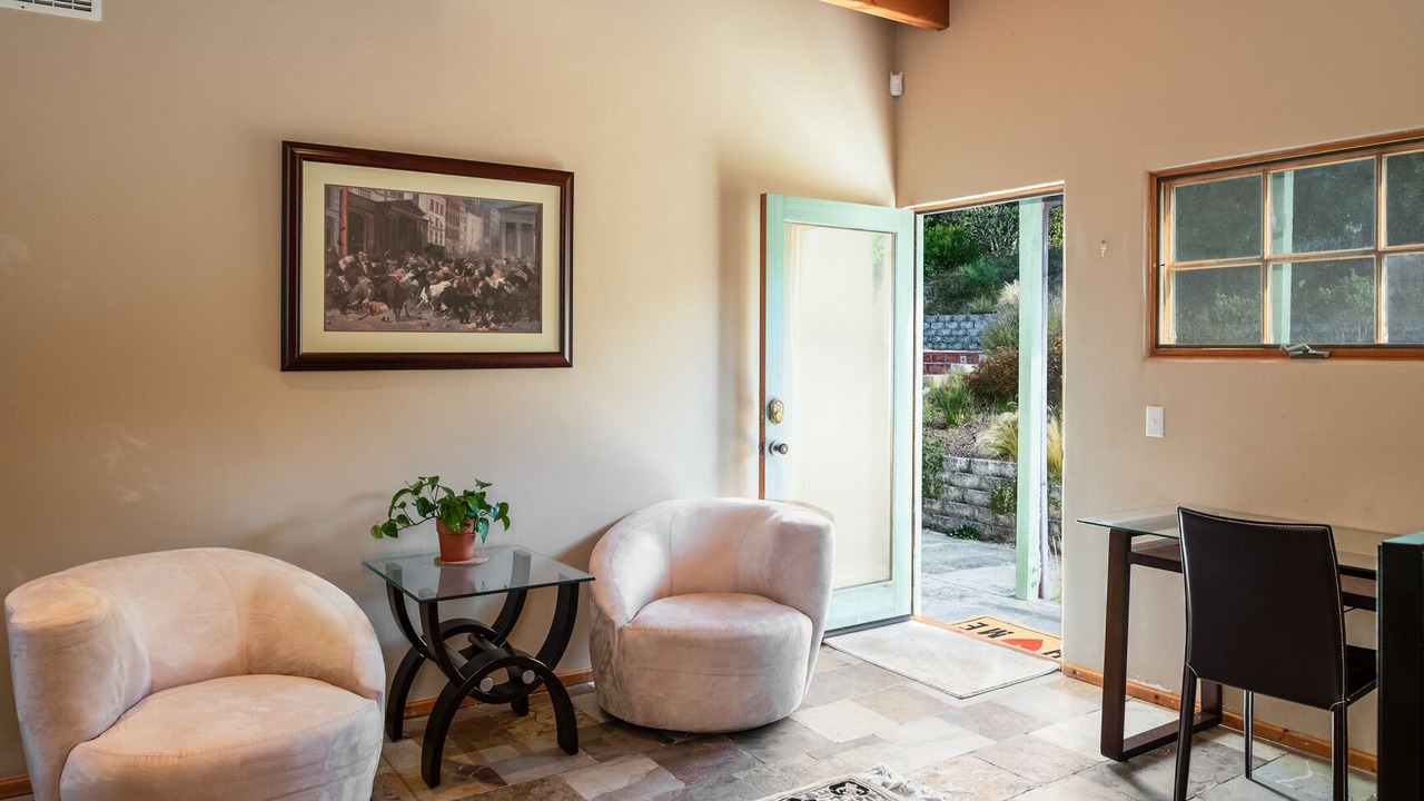 Photo of Livingroom in Carmel Highlands