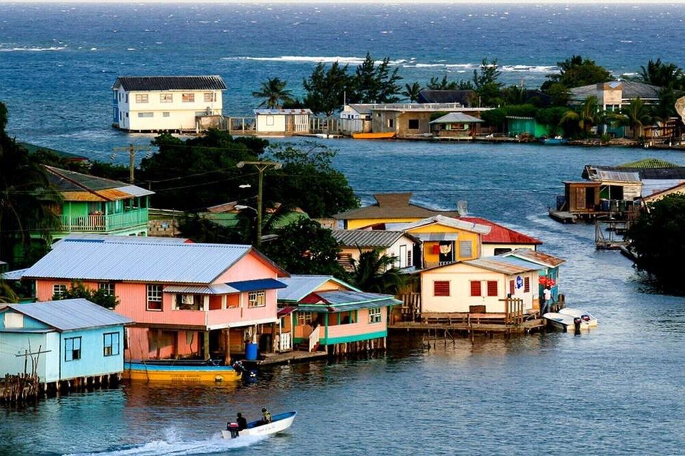 Photo of Outdoor in Calabash Bight