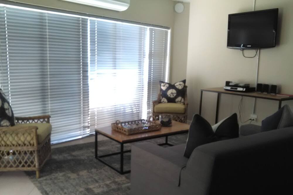 Photo of Livingroom in Mountainside