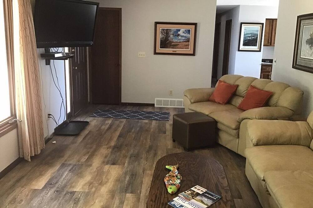 Photo of Livingroom in Otter Tail Township