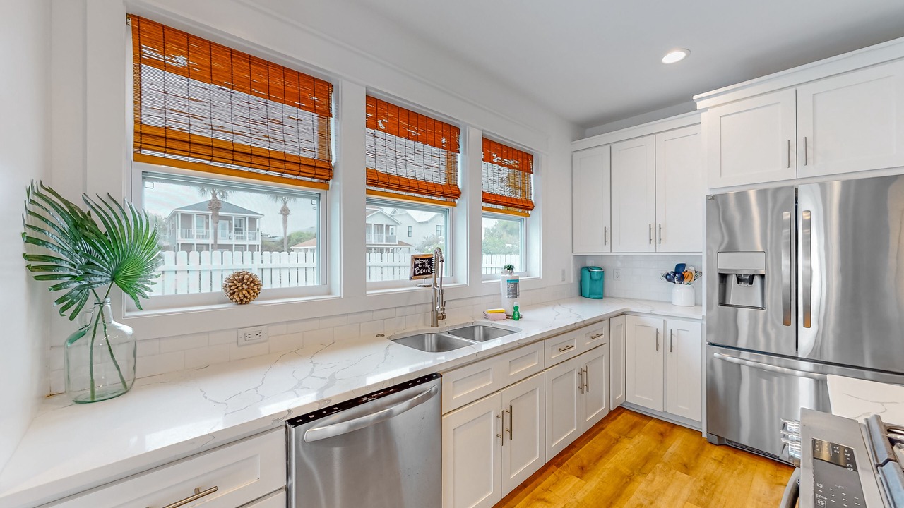 Photo of Kitchen in Clipper Cove