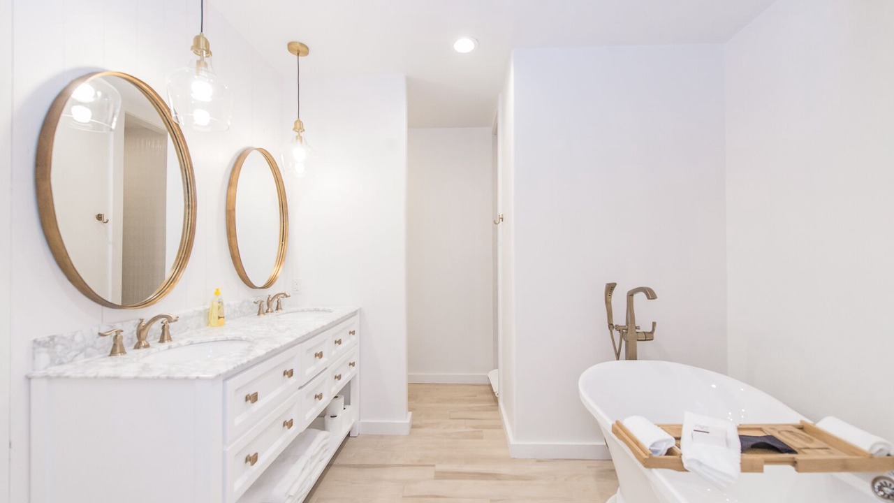 Photo of Bathroom in Uvalde