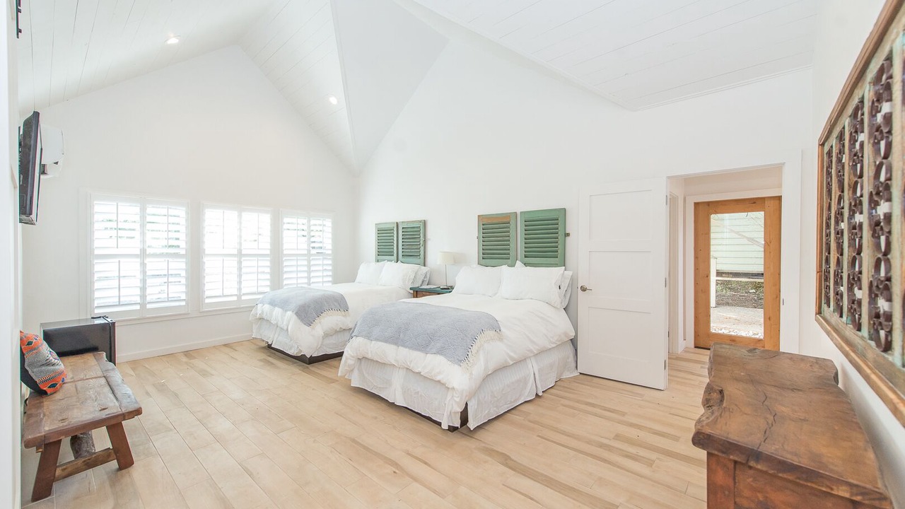 Photo of Bedroom in Uvalde