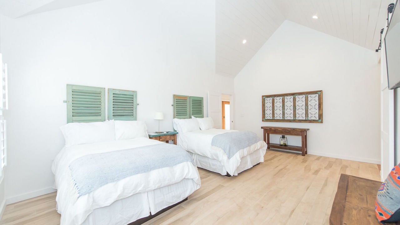 Photo of Bedroom in Uvalde