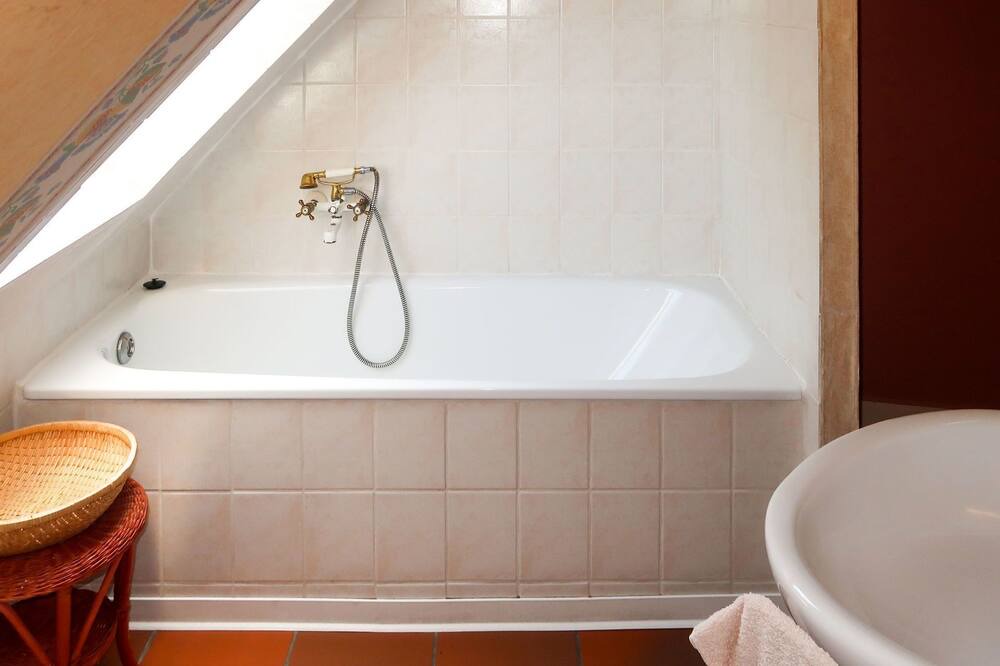 Photo of Bathroom in Ditzumerhammrich