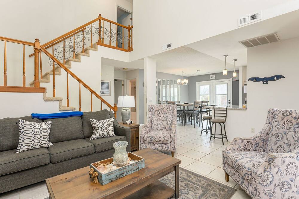 Photo of Livingroom in Ocean Grove