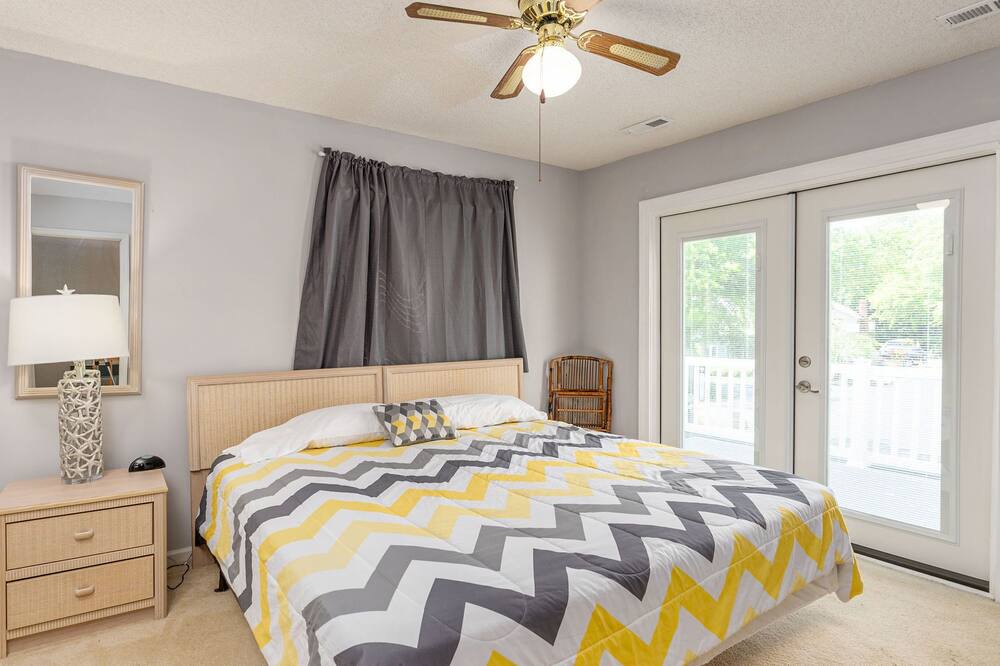 Photo of Bedroom in Ocean Grove