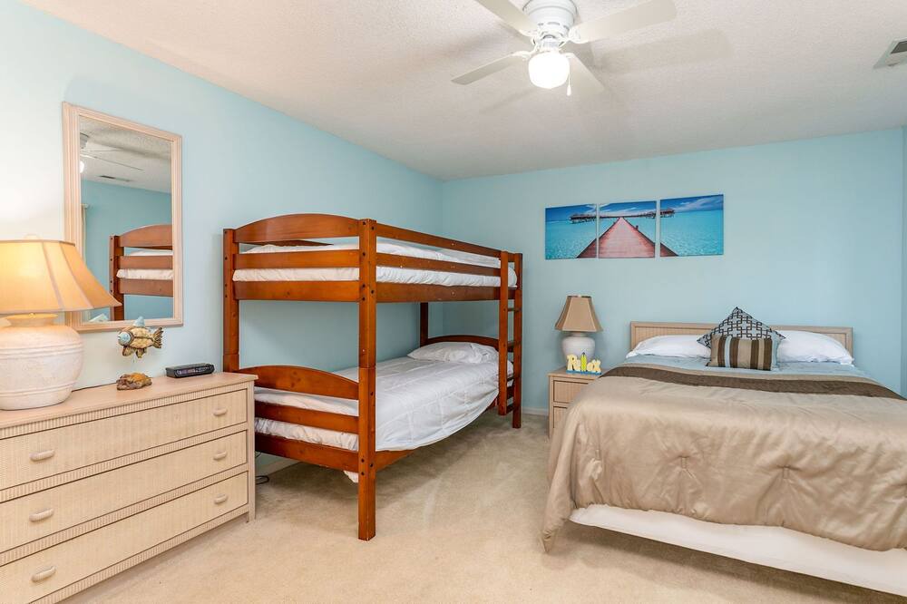 Photo of Bedroom in Ocean Grove