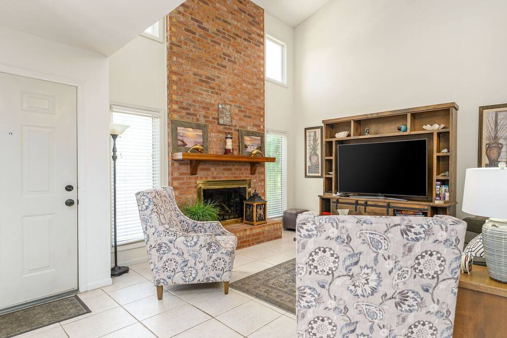 Photo of Livingroom in Ocean Grove