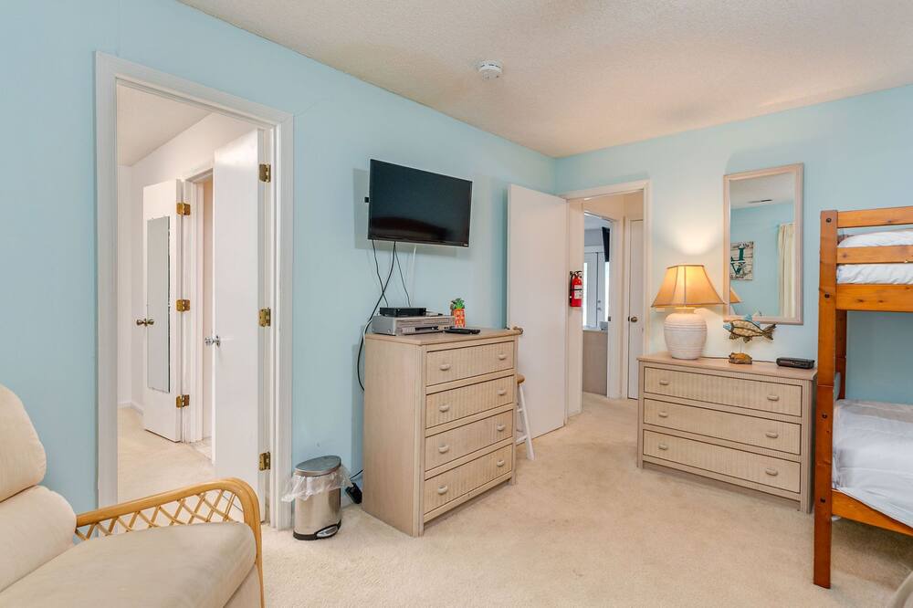 Photo of Bedroom in Ocean Grove