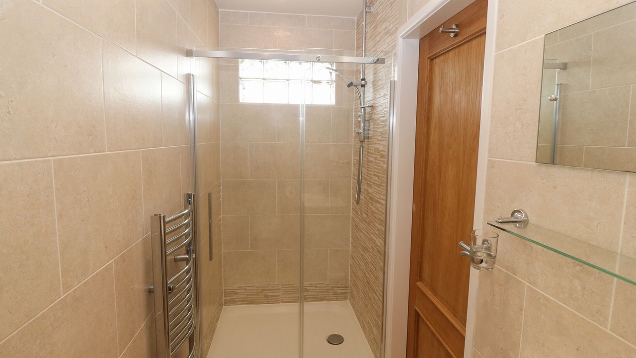Photo of Bathroom in Aberdaron