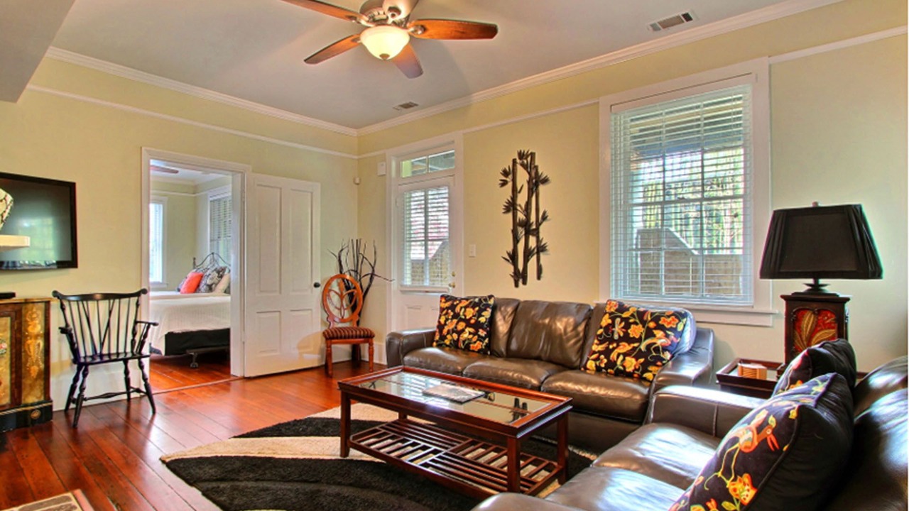 Photo of Livingroom in Metropolitan