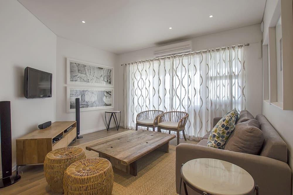 Photo of Livingroom in Mountainside