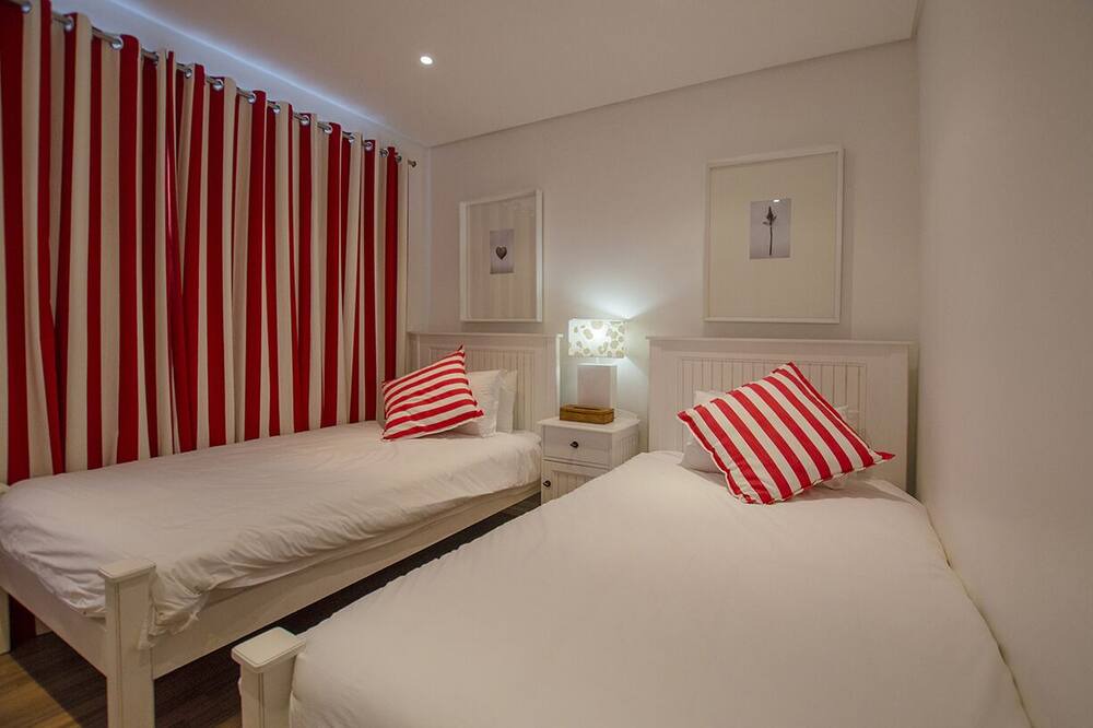 Photo of Bedroom in Mountainside