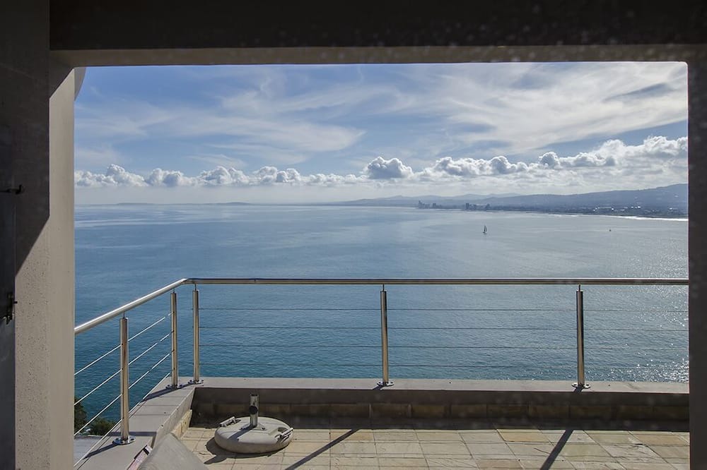 Photo of Patio Balcony in Mountainside