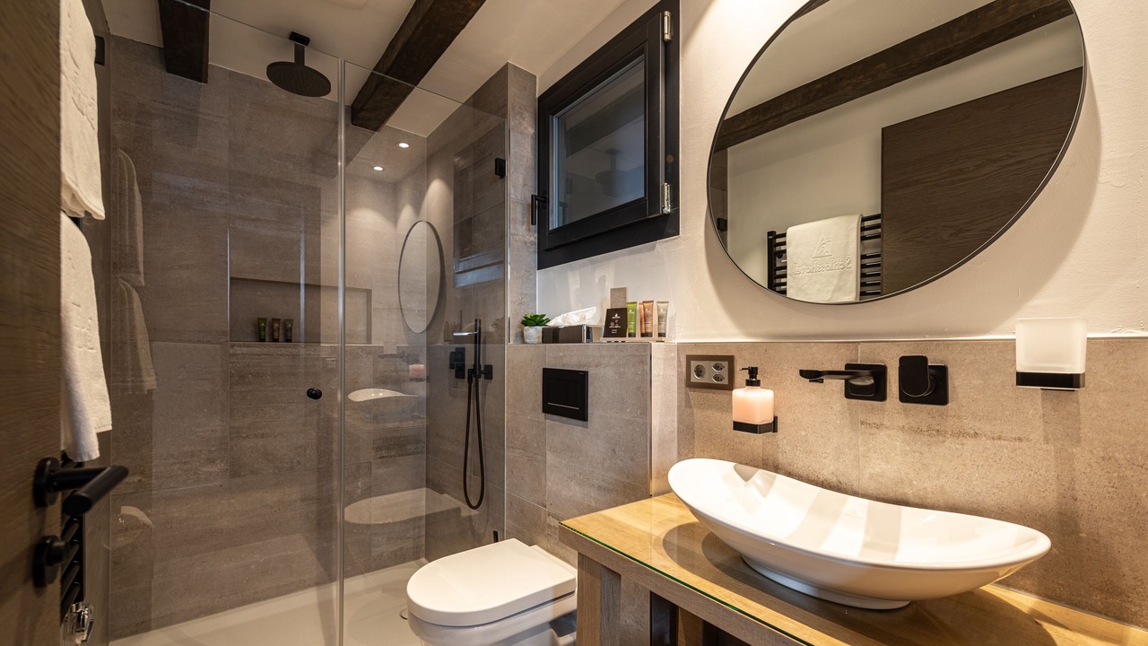 Photo of Bathroom in Zermatt City Centre