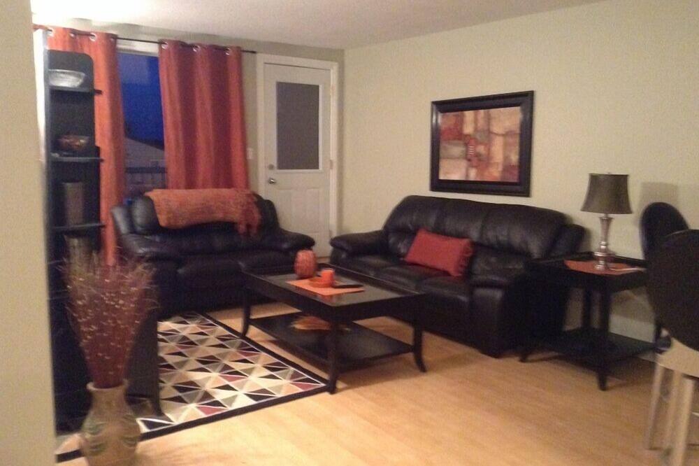 Photo of Livingroom in Moose Jaw