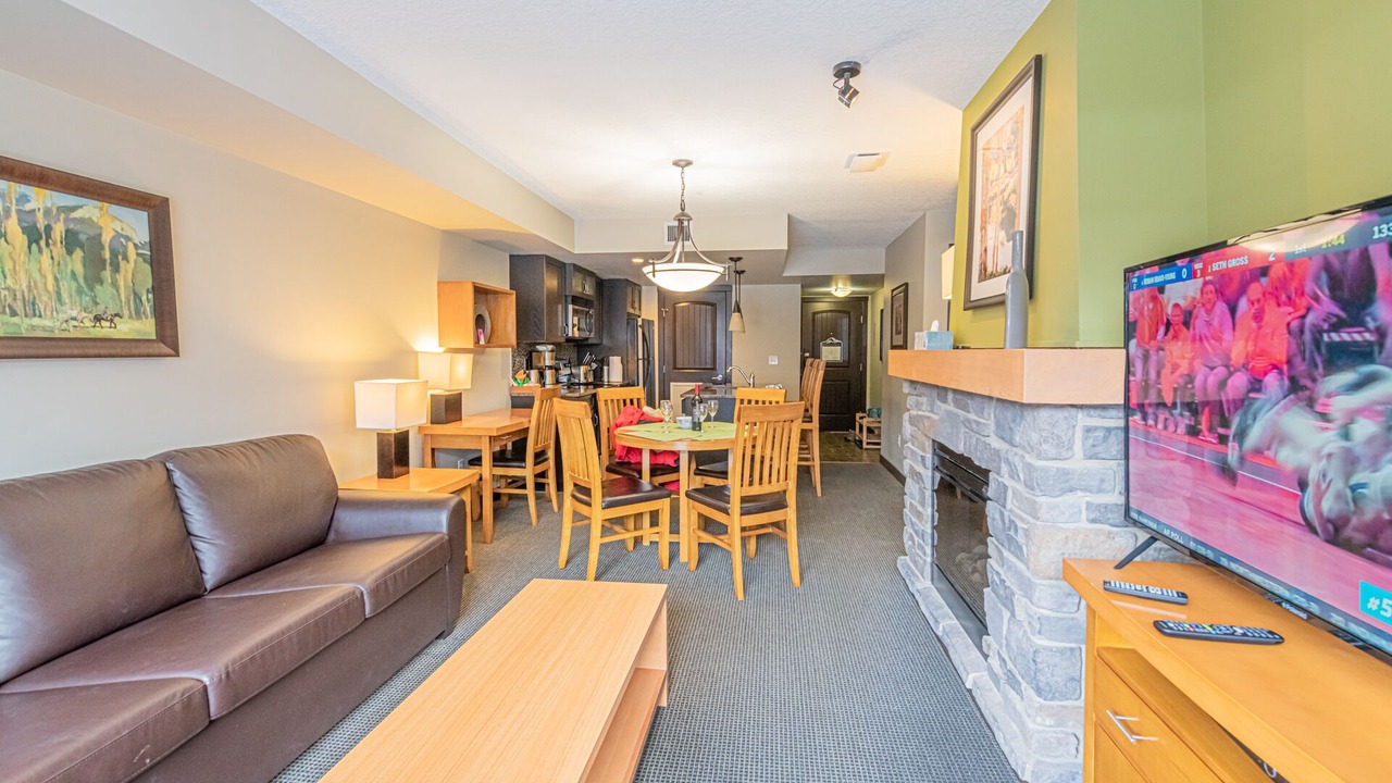 Photo of Livingroom in Copperstone Resort