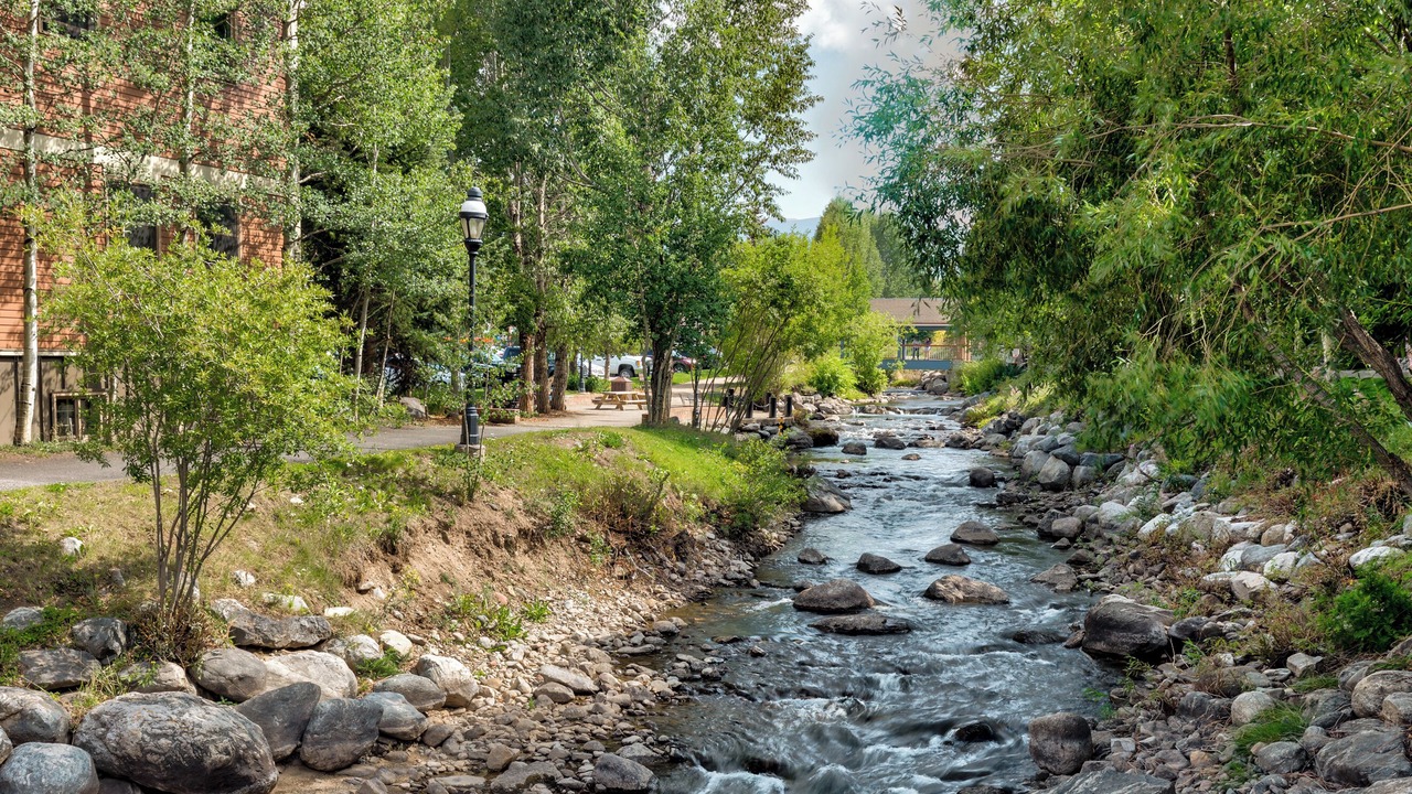 Photo of Outdoor in Valley of the Blue