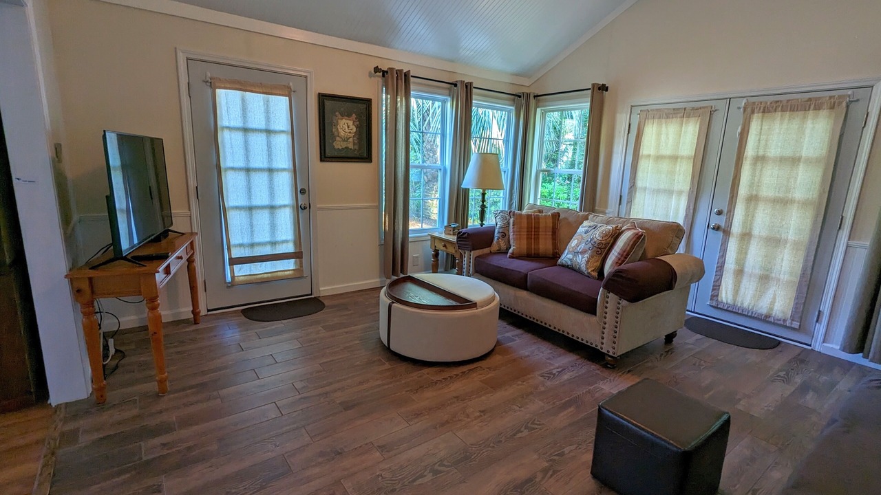 Photo of Livingroom in Surfside Beach