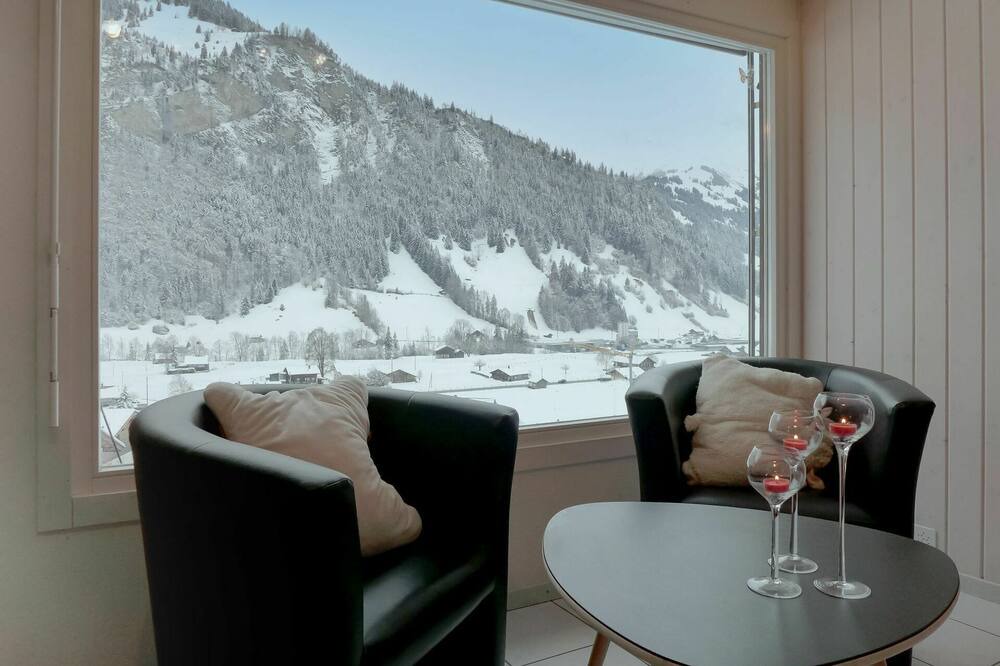 Photo of Others in Kandergrund