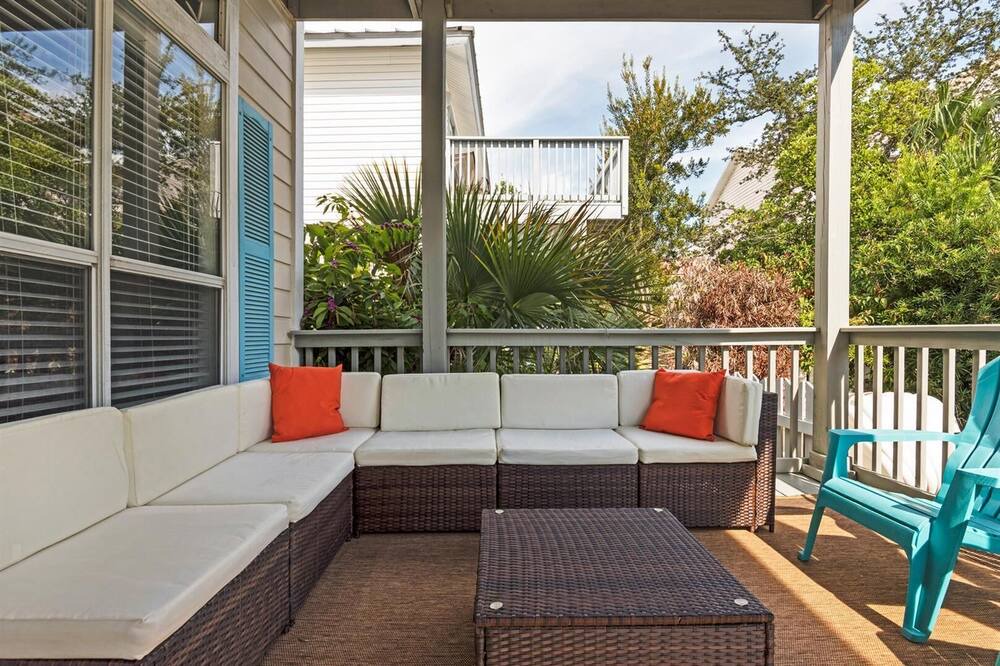 Photo of Outdoor in Crystal Shores