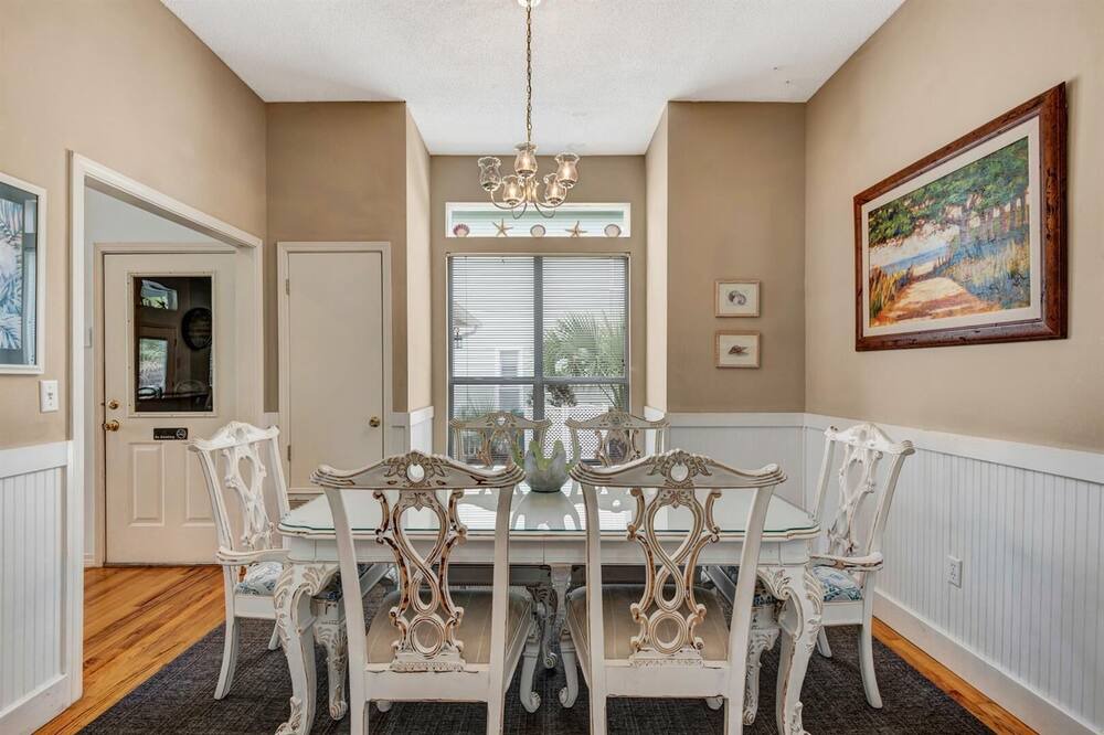 Photo of Outdoor in Crystal Shores