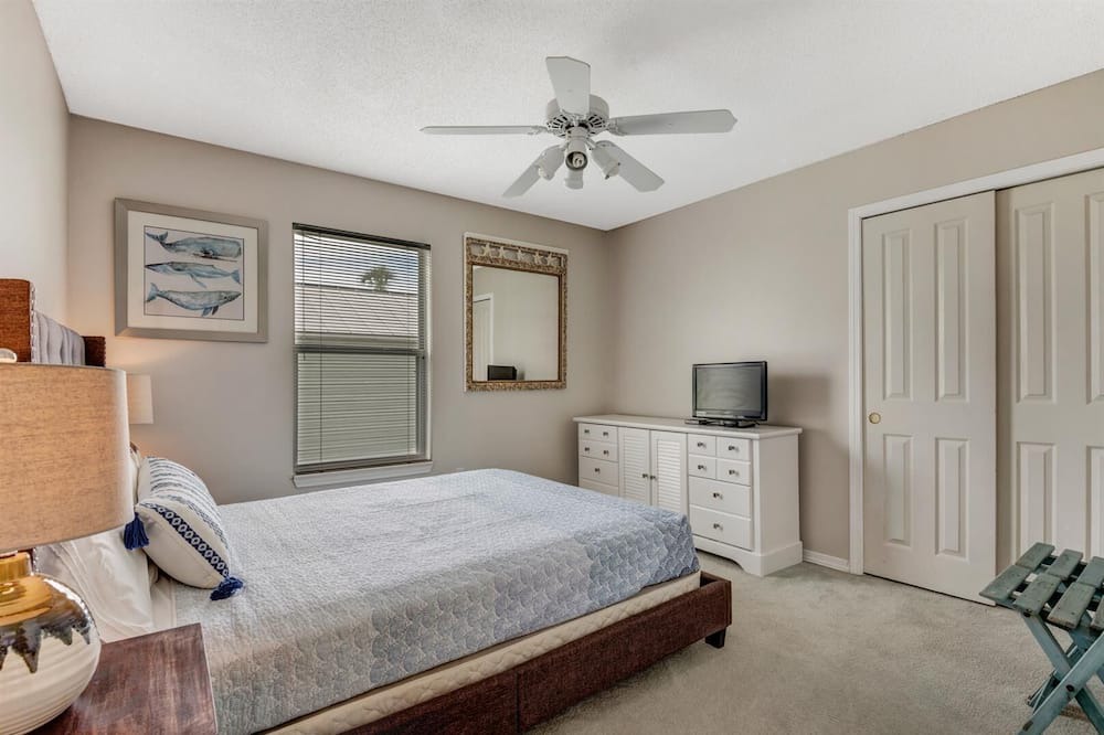 Photo of Outdoor in Crystal Shores