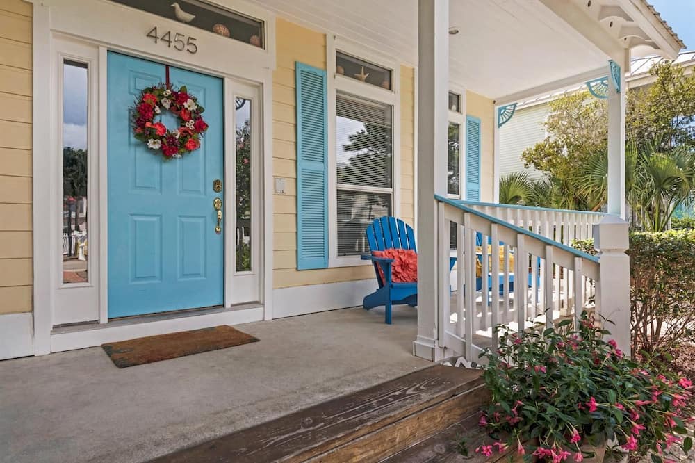 Photo of Outdoor in Crystal Shores
