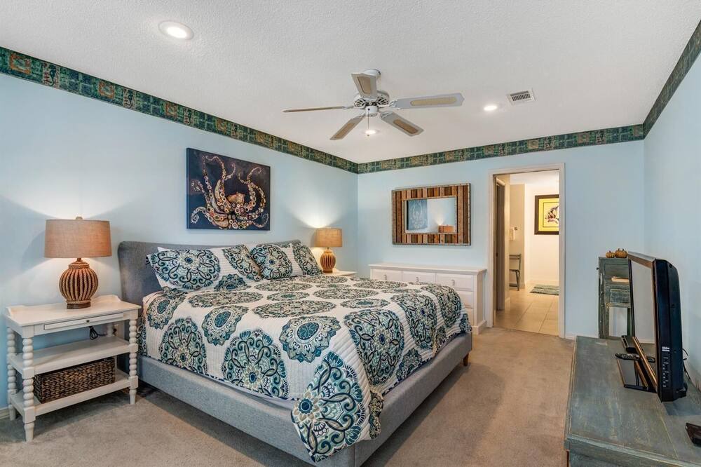 Photo of Outdoor in Crystal Shores